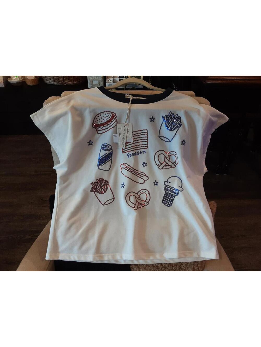 Women's, Size Med Festive T-shirt, NWT